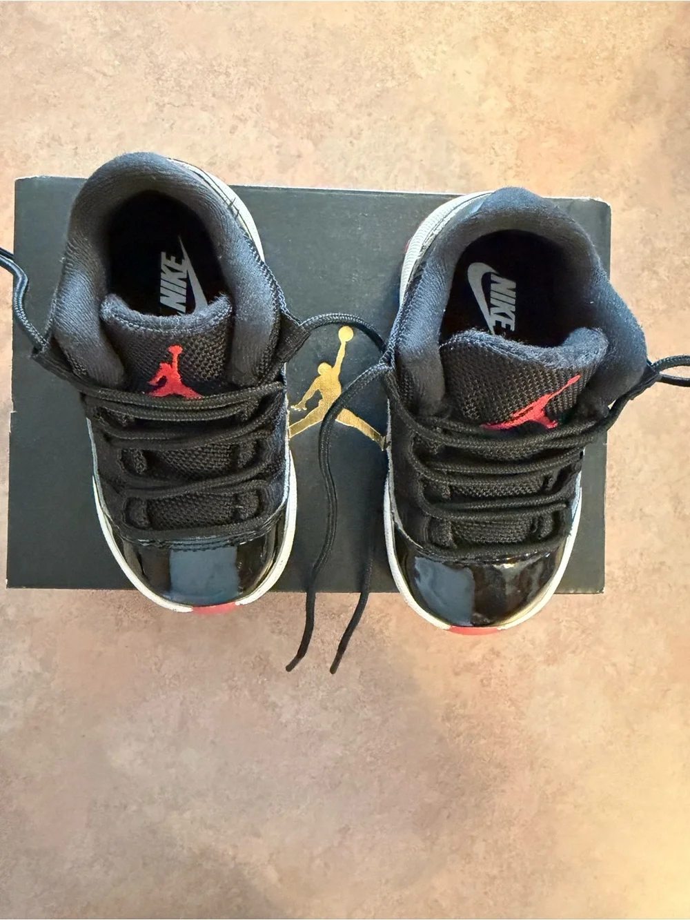 Jordan Toddler Black, White & Red Retro Low-Top Sneakers